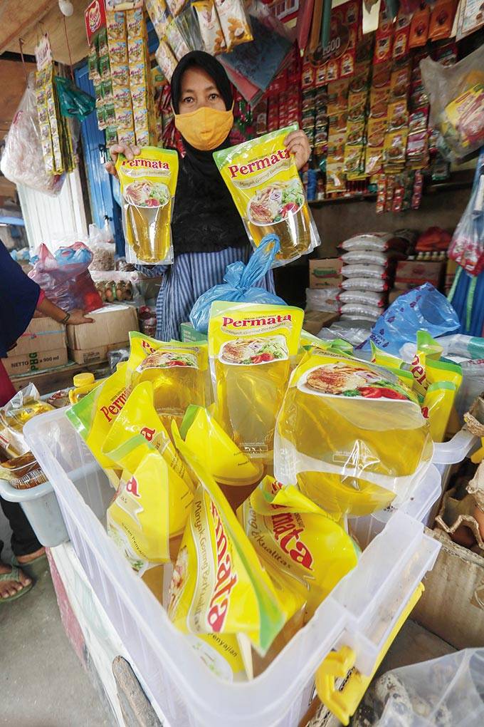 Minyak Goreng Rp14 Ribu Malah Dijual Rp20 Ribu. Berikut Penjelasannya