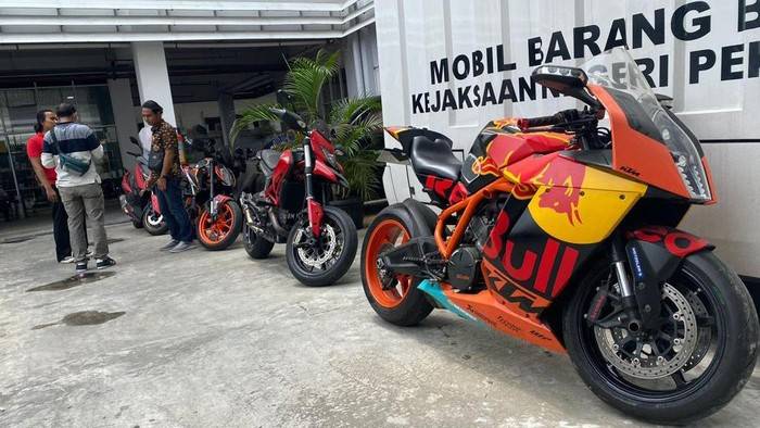 Sipir LP Bengkalis Miliki Rumah Mewah, Mobil dan Motor Sport serta Uang Miliaran Rupiah