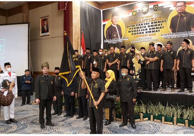 Fauzi Kadir Resmi Nakhodai Partai Ummat Propinsi Riau