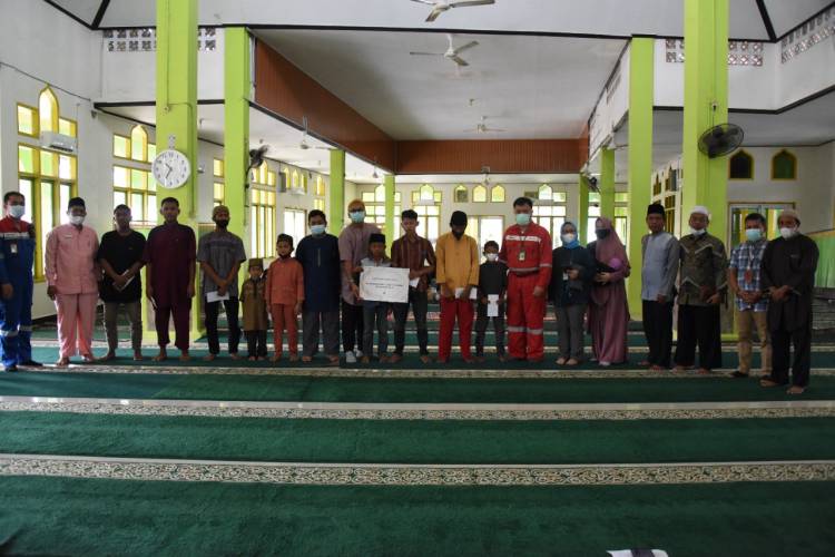 Bentuk Syukur Atas Pencapaian 2021, Pertamina Santunani Lima Panti Asuhan di Dumai