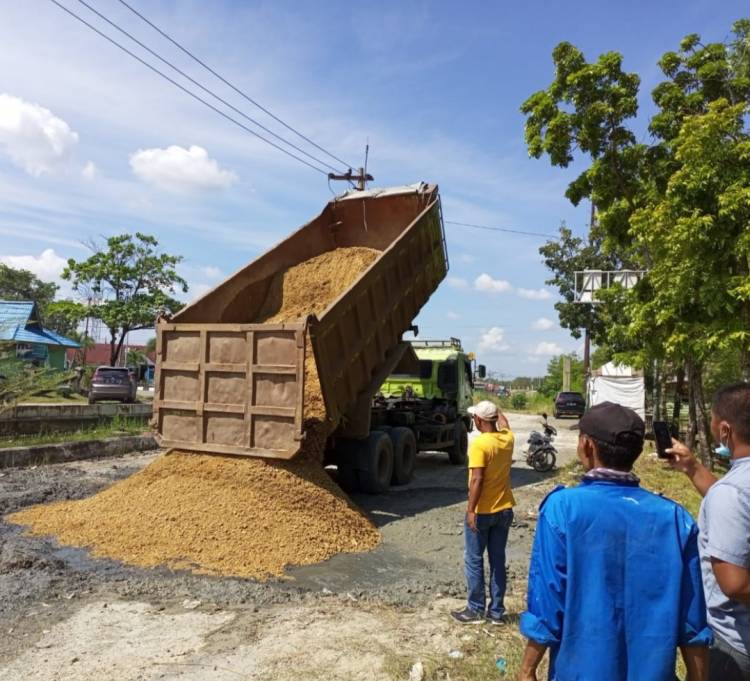 11 Perusahaan di Pelindo Gotong Royong Perbaiki Jalur II Jalan Datuk Laksamana