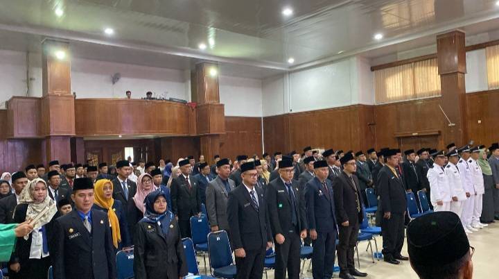 Walikota Lantik 135 Pejabat di Pemko Dumai