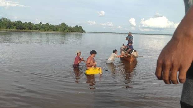 6 Tewas, 1 Hilang dan 7 Selamat, Kapal Boat Terbalik di Sungai Kampar
