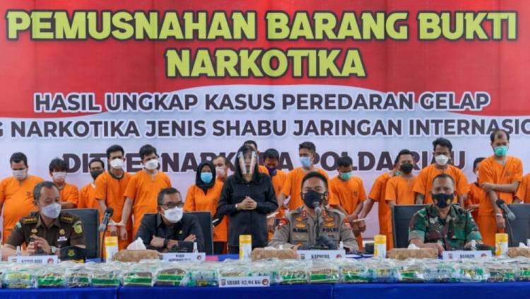 Polda Riau Musnahkan 82,94 Kilogram Sabu-sabu