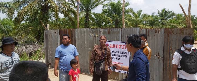 Masyarakat Pemilik Lahan Blokir Jalan ke PT Agro Murni di Sungai Sembilan