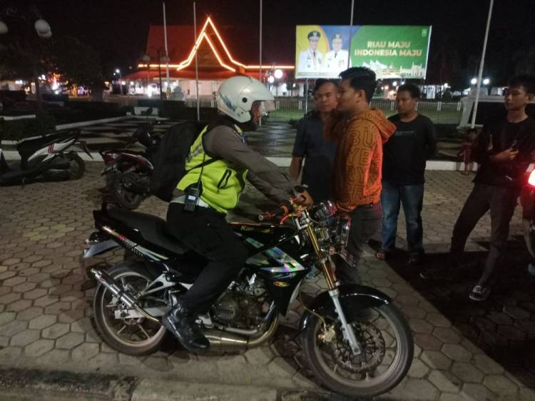 Tertibkan Balap Liar, Polresta Pekanbaru Amankan 58 Sepeda Motor
