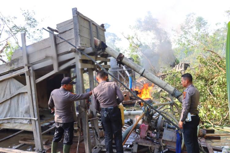 65 Personel Gabungan Polres Inhu Sikat 66 PETI di Peranap