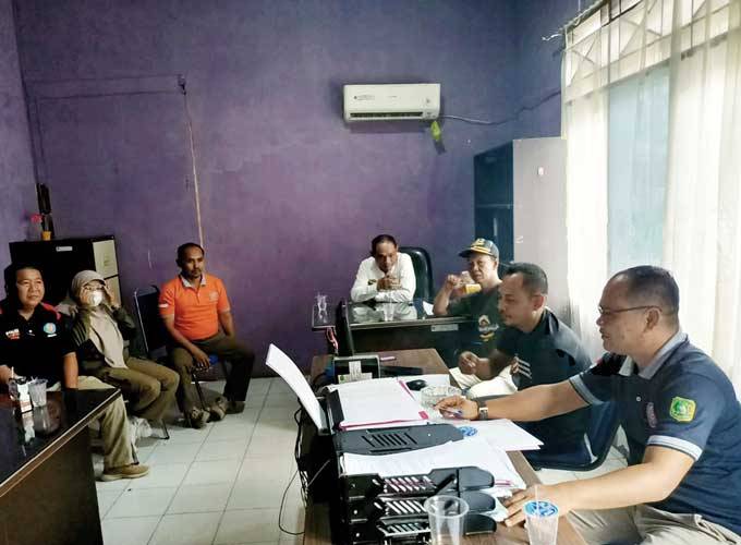 Dilaporkan Tindak Asusila, PTI Segel Ruang Kerja Plt Kasapol PP dan Damkar Meranti