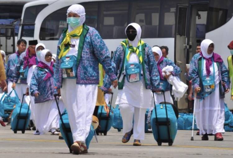 Ini Alasan Jamaah Umroh Dihimbau Pulang Sebelum 13 Februari