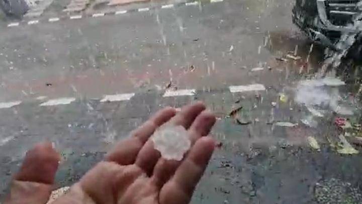 Baru Pertama Kali Terjadi, Kuansing Diguyur Hujan Es