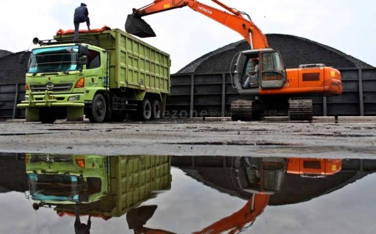 Pekerja PT SIP di Kempas inhil Tewas Tertimpa  Truk Batu Bara