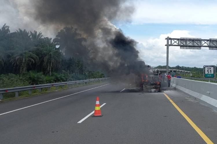 Mesin Pengecatan Meledak di Jalan Tol Permai, Pekerja PT PAK Terluka