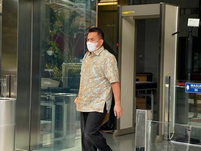 Pejabat Pemprov Riau Diperiksa KPK Terkait Proyek Fly Over 2018