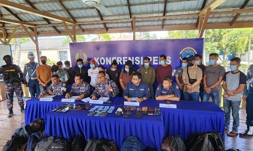 Tim AL Gabungan Gagalkan Pengiriman 17 Orang Pekerja Ilegal ke Malaysia