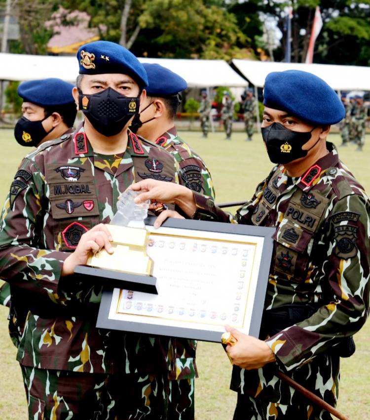 Kapolres Dumai AKBP M Khalid Terima Penghargaan Kapolda Riau