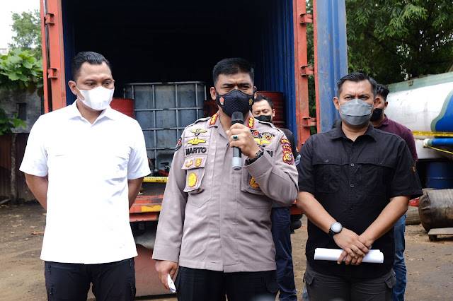 Polda Riau Gerebek Gudang Pengoplos BBM, 1 Tersangka Diamankan