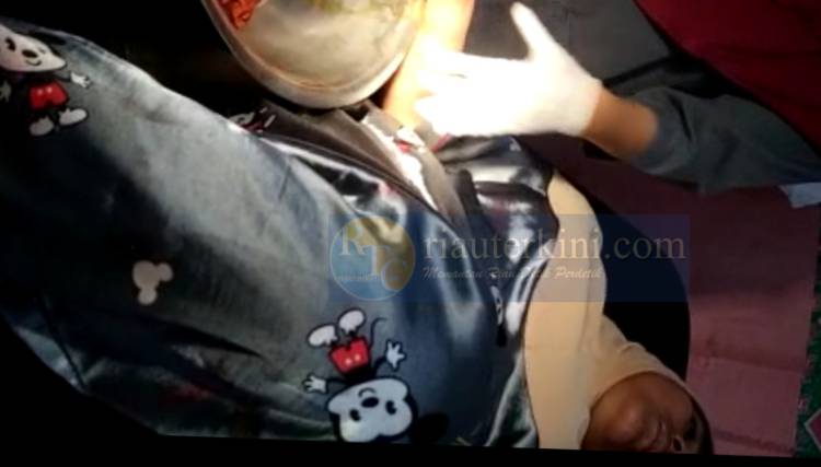 Viral Medsos!!! Wanita Bengkalis Dirampok Pria Bersajam, Emas dan 3 Unit Hp Dibawa Kabur