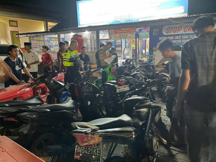 Razia Balap Liar, Belasan Motor Diamankan, Pelaku Diberikan Sanksi