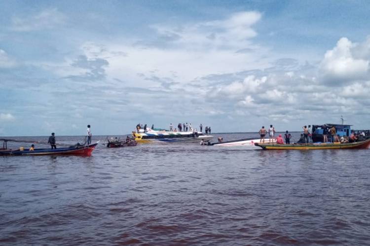 Korban Tewas Terbalik Speedboat SB Evelin Calista Bertambah Jadi 12 Orang, 39 Orang Dalam Pencarian