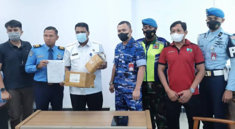 Penyeludupan 1 Kilogram Ganja Digagalkan Petugas Avsec Bandara SSK II Pekanbaru