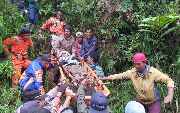 Sabtu Sore, Paralayang Pekanbaru yang Hilang di Puncak Lawang Ditemukan