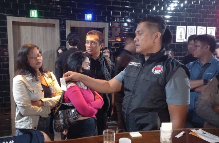 Maraknya Pengedaran Narkoba, Tempat Hiburan Malam di Pekanbaru Dirazia Petugas