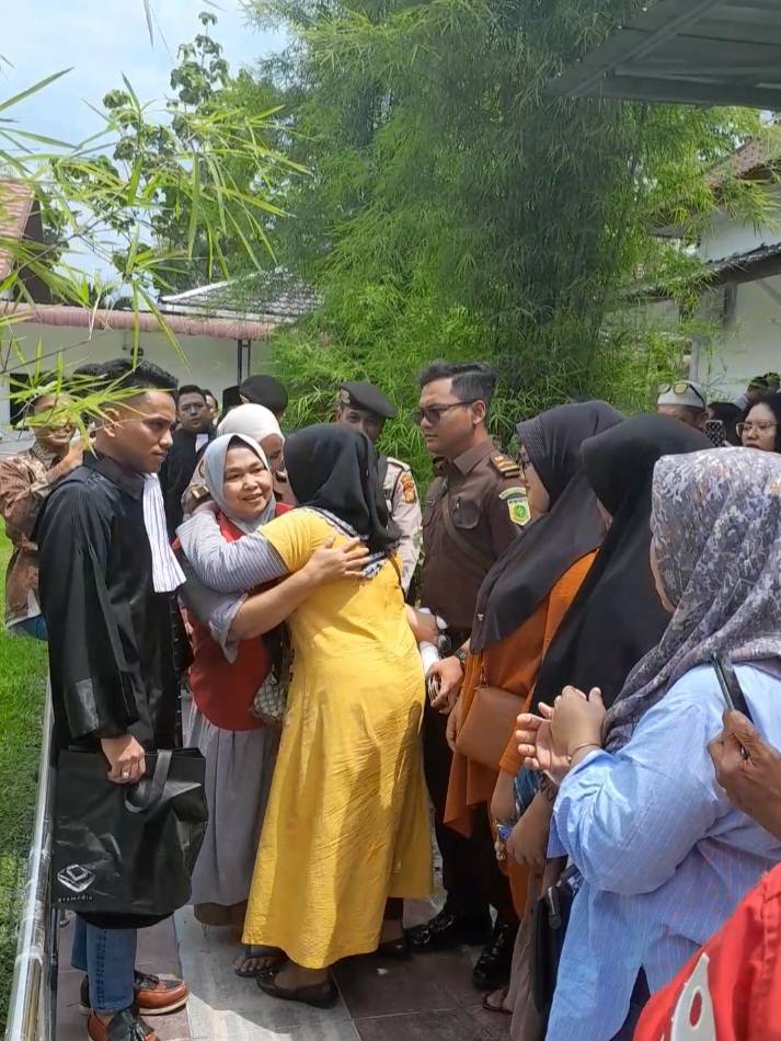 Sidang Perdana di PN Dumai, Ibuk Inong: Saya Akan Perjuangkan Hak Saya