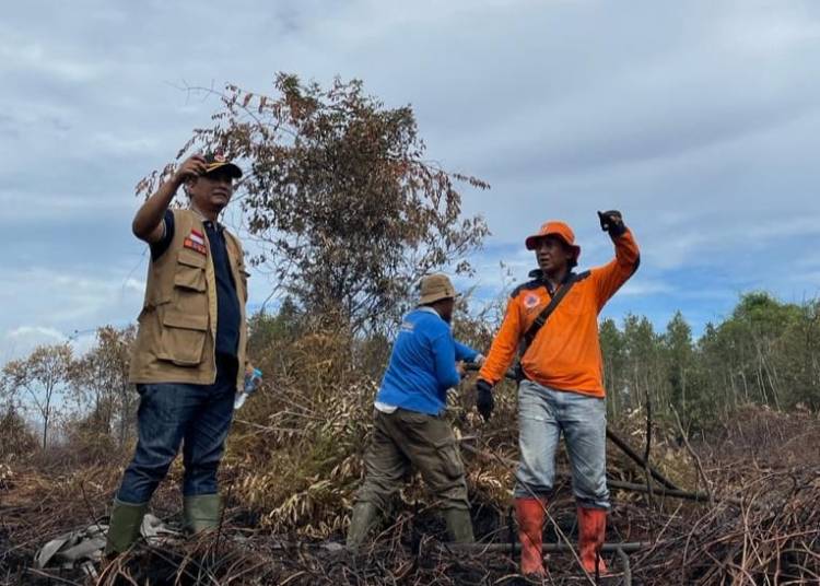 Berjibaku 72 Jam dan 27 Water Boombing. Karhutla Pelintung Berhasil Dipadamkan