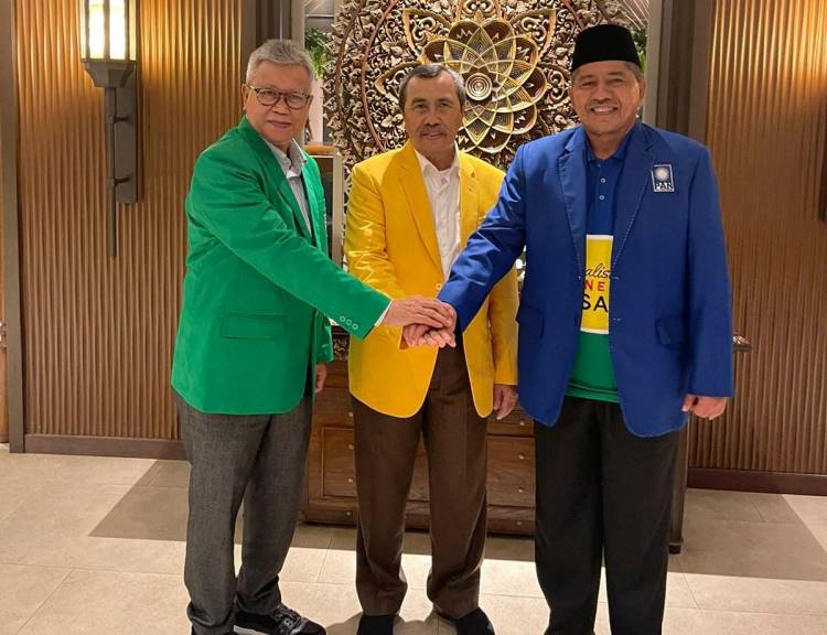 TOS' dengan Syamsurizal dan Alfedri, Syamsuar: Apakah Ada Kepentingan Lain Kita Lihat Saja Nanti.