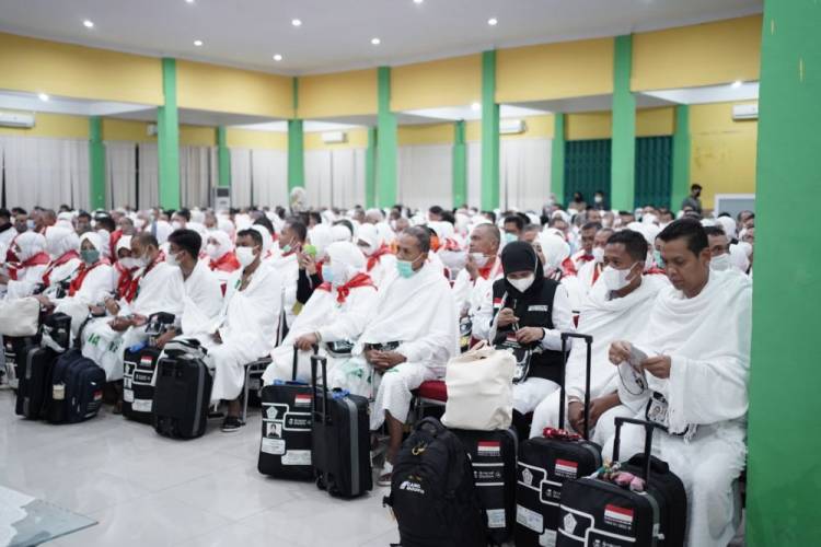 Makkah Dilanda Cuaca Ekstrim, Suhu Mencapai 39-45 Derajat Celcius