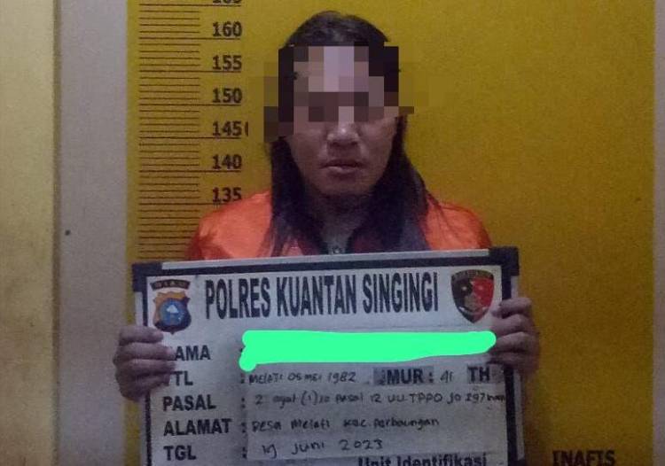 Jual Gadis Belia ke Pria Hidung Belang, Waria Ditangkap Jajaran Polda Riau