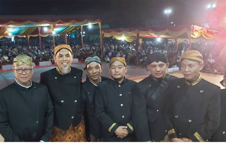 Grebek Suro 1956/1444 H, Ribuan Orang Padati Taman Bukit Gelanggang