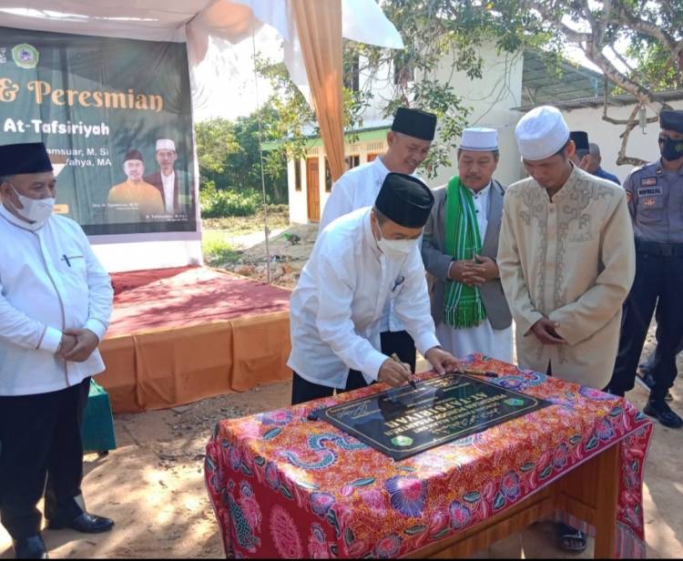 Resmikan Ponpes At-Tafsiriyah, Gubri: Lahirkan Ulama dan Santriprenuer
