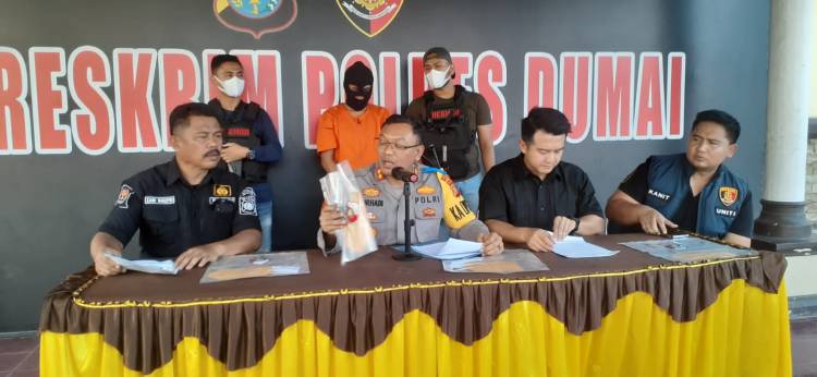 Cinta Diputus, Video dan Foto Vulgar Disebarkan, Pelaku Disergap Satreskrim Polres Dumai di Jalin Pekanbaru-Kuansing