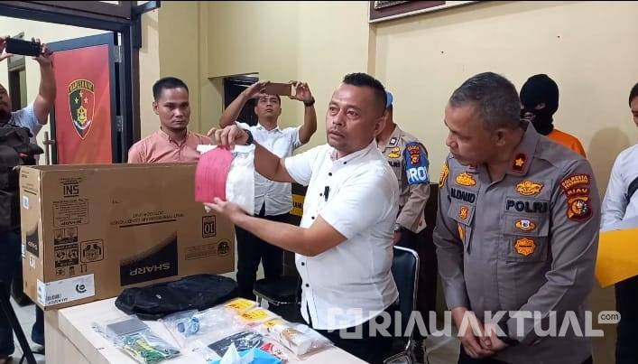 Terjebak Rayuan Polwan Cantik, Bandar di Pekambaru Jual Sabu ke Polisi