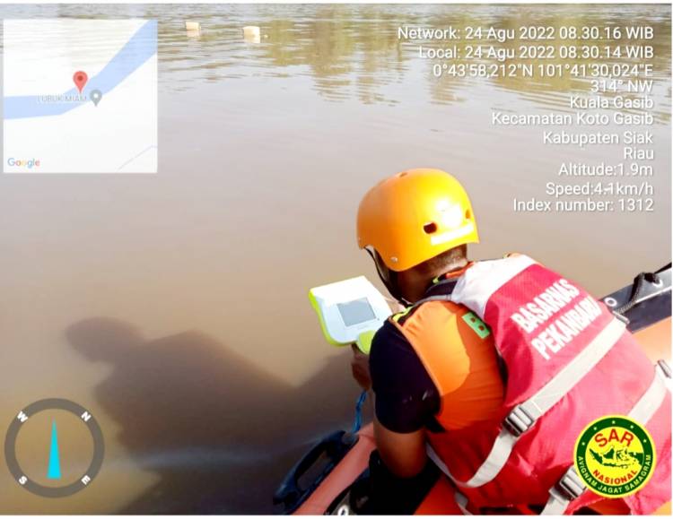 Juru Kemudi Hilang Pasca Tabrakan Kapal PT IKPP dan Kapal BBM di Sungai Siak