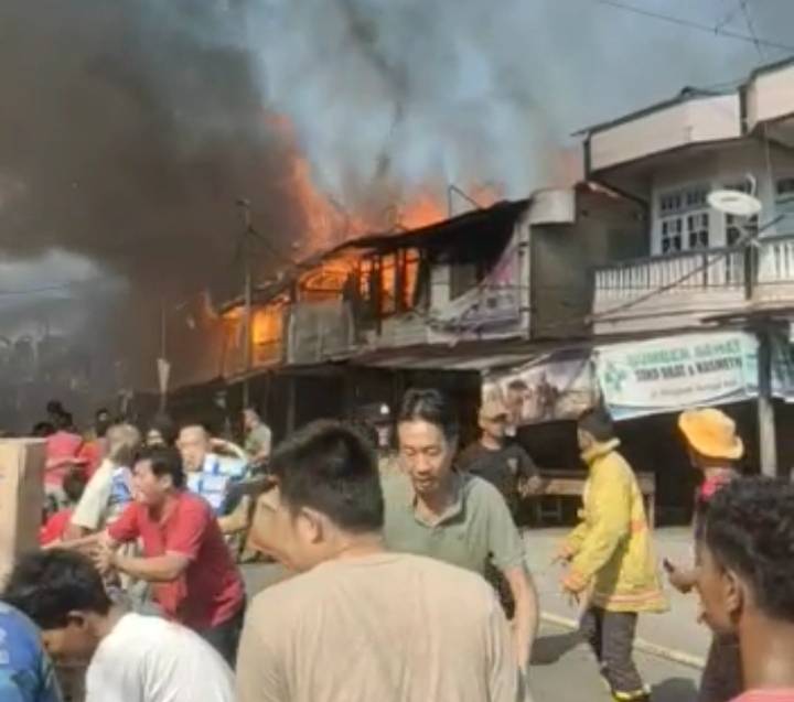 Kebakaran Hari di Riau: 15 Unit Ruko Ludes Dilalap Sijago Merah
