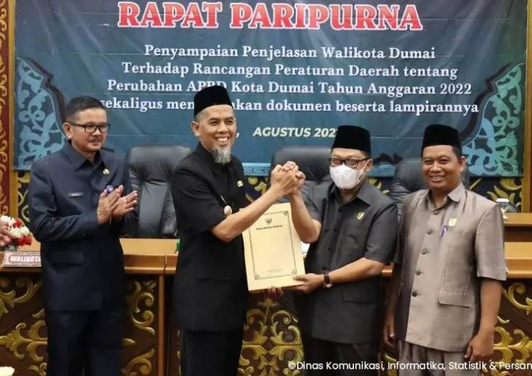 Walikota Dumai Tambah Bantuan 1300 Guru Ngaji Dua Kali Lipat