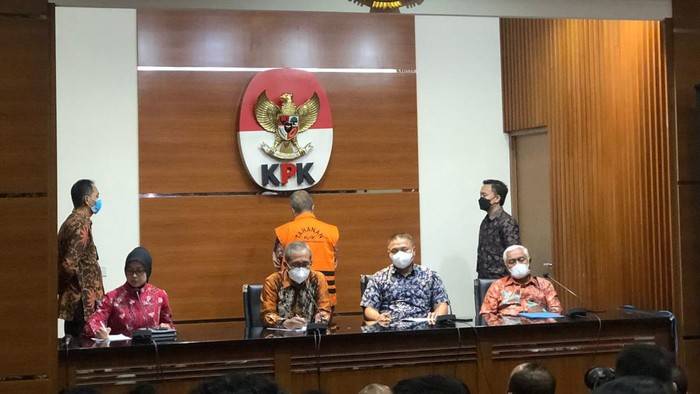 Hakim Agung Sudrajad Dimyati yang Terjaring OTT Dibawa ke KPK