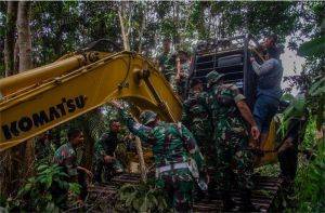 Tim Gabungan Amankan Excavator di Suaka Margasatwa GSK