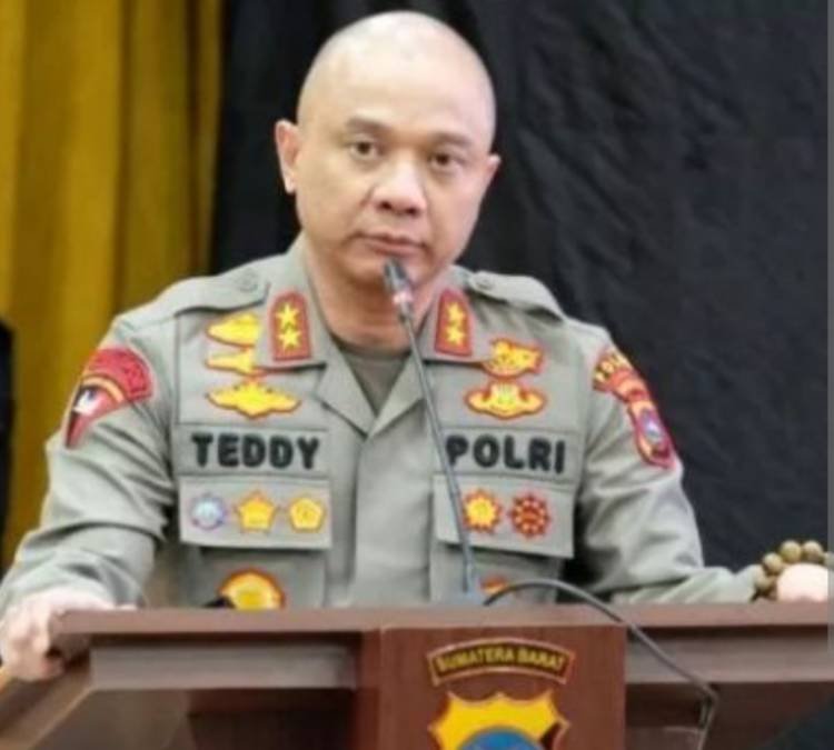 Baru Mutasi dari Polda Sumbar, Kapolda Jatim Dikabarkan Tersandung Kasus Narkoba