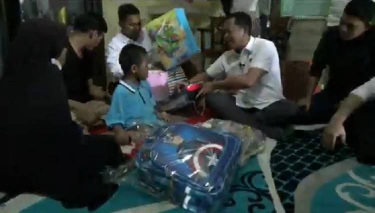 Ayah Aniaya Anak Tirinya yang Lumpuh, Dipukul hingga Disudut Rokok