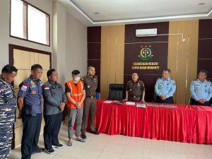 Kanwil Menkum HAM Riau Ancam Sanksi Berat Petugas Imigrasi Terima Suap