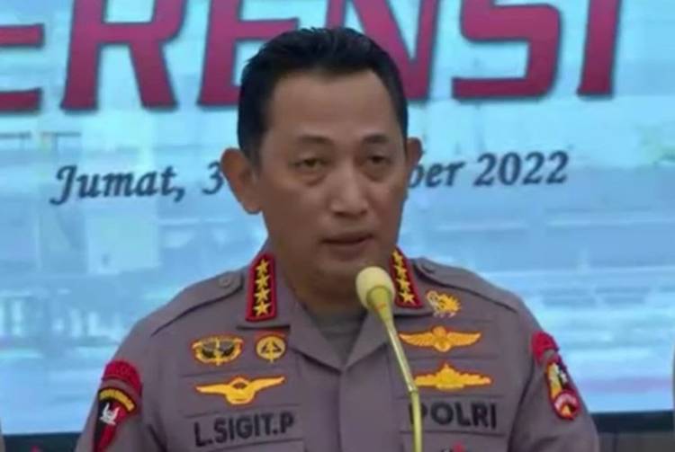 Kapolri Lantik 9 Kapolda dan 7 Perwira Tinggi