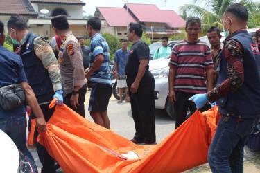 Mayat Wanita Ditemukan Terlanjang Bulat di Dalam Ruko, Korban Dibunuh Usai Diperkosa