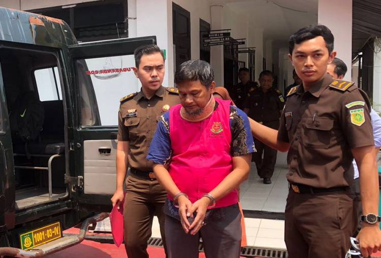 Terlibat Korupsi, Jajaran Kejaksaan Tinggi Riau Tahan Sekretaris Bawaslu