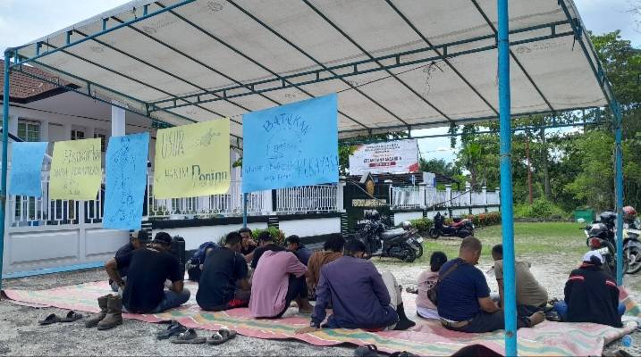 Aksi Demo FAP Tekal di Pengadilan Negeri Dumai Berlanjut Hari Ini