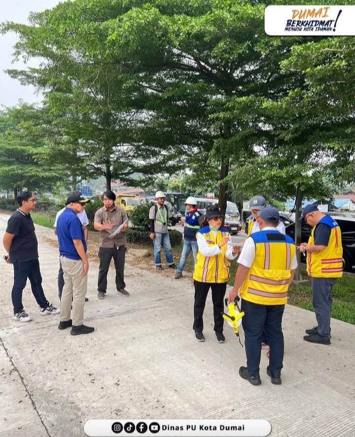 Kadis PU Dumai Dampingi BPJN Riau Tinjau Proyek Jalan Soekarno-Hatta