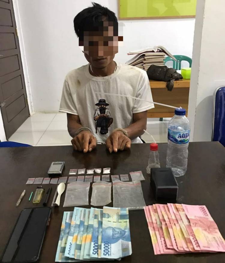 Tim Reskrim Polsek XIII Koto Kampar Tangkap Pengedar Sabu-sabu