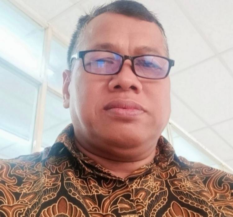 Musim Panas, Muktamar dan Surya Majapahit
